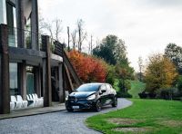 Renault Clio Moschino 2018: la francese più venduta in Italia si veste italiano