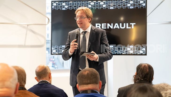 Renault Clio Moschino 2018: la francese più venduta in Italia si veste italiano - Foto 28 di 42