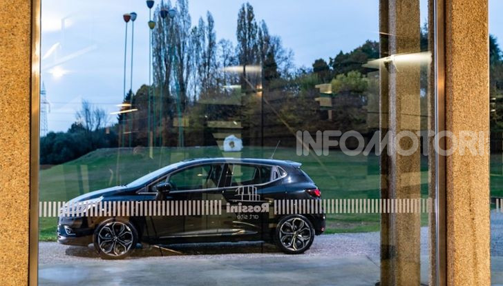 Renault Clio Moschino 2018: la francese più venduta in Italia si veste italiano - Foto 42 di 42