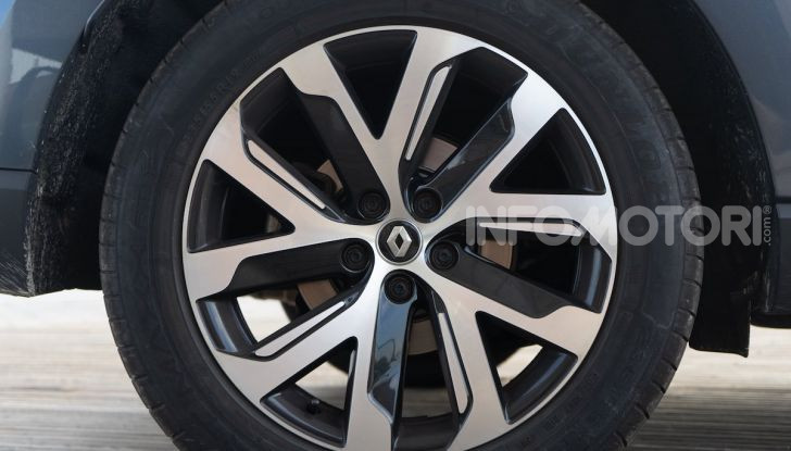 Nuova Renault Espace, prova dell’1.8 TCe Energy da 225CV - Foto 17 di 30