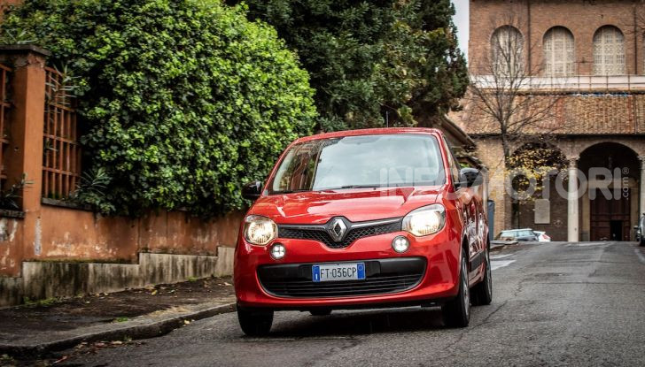 Renault Twingo va in pensione: le citycar francesi saranno solo elettriche - Foto 7 di 12