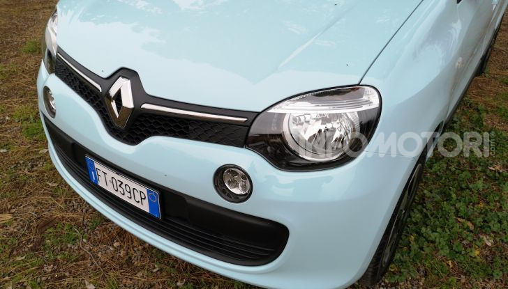 Renault Twingo GPL 2018: prova su strada della citycar ecologica - Foto 9 di 22