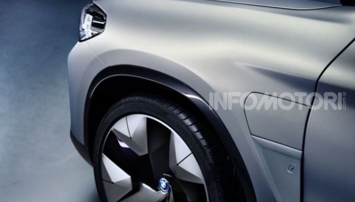 BMW iX3 2020: il SUV elettrico premium è Made in China - Foto 19 di 59