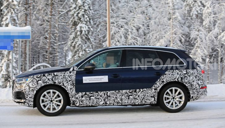 Audi Q7, primi test per la nuova generazione - Foto 11 di 28