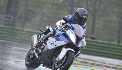 Pirelli SBK Track Days: a Imola con la BMW S1000RR