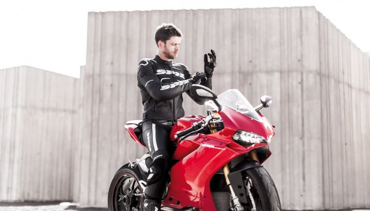 Spidi presenta la nuova giacca racing Evorider Leather - Foto 2 di 18