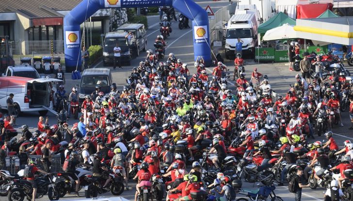 Ducati Supersport 936 2017: come ai vecchi tempi - Foto 7 di 29