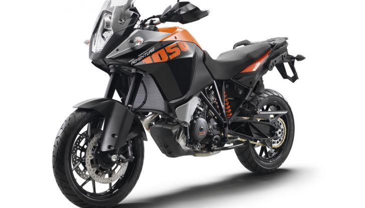 KTM 1050 Adventure: Prova su strada, prestazioni e prezzo - Foto 32 di 48