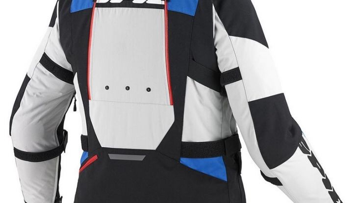 Spidi 4 Season: la giacca adatta per tutto l’anno - Foto 11 di 16