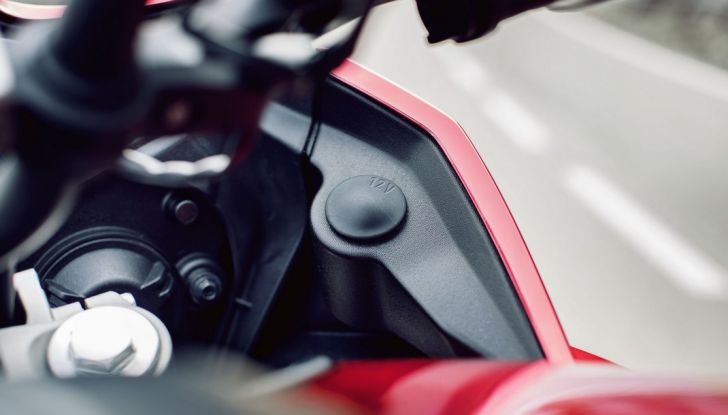 Nuova Yamaha Tracer 700 2016: Caratteristiche, dettagli e video - Foto 12 di 28