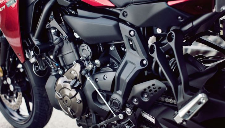 Nuova Yamaha Tracer 700 2016: Caratteristiche, dettagli e video - Foto 16 di 28