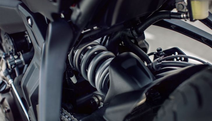 Nuova Yamaha Tracer 700 2016: Caratteristiche, dettagli e video - Foto 26 di 28