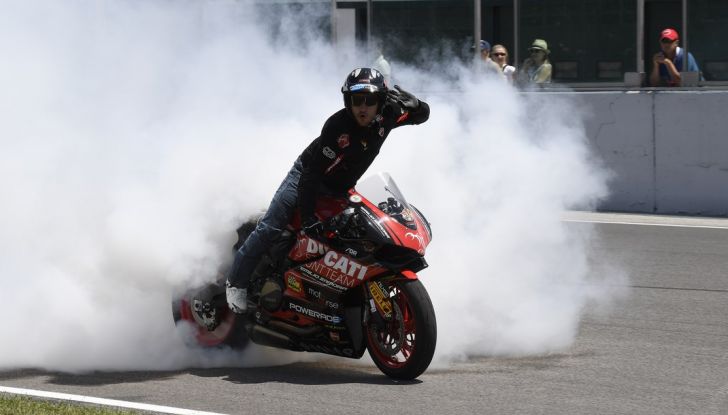 Ducati Supersport 936 2017: come ai vecchi tempi - Foto 3 di 29