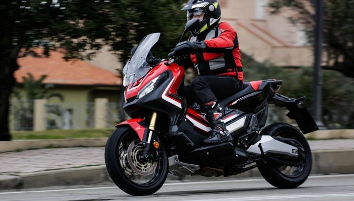 Honda X-ADV, prova su strada: 8 buoni motivi per cui ci è piaciuta - Foto 31 di 35