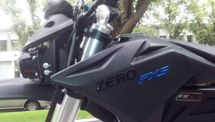 Prova su strada: Zero Motorcycles FXS 11 kW: la “125” elettrica - Foto 2 di 37