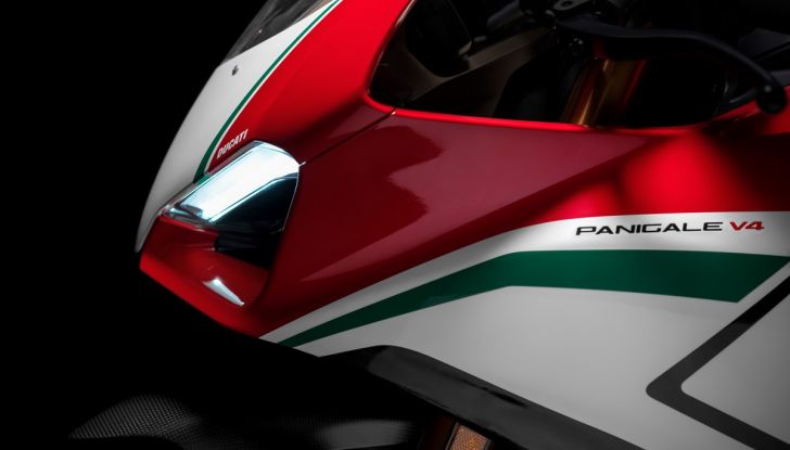 Ducati Panigale V4: tutto quello che c’è da sapere - Foto 27 di 52
