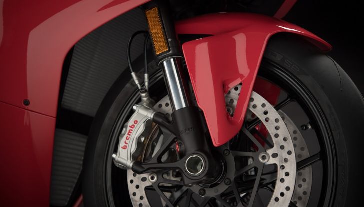 Ducati Panigale V4: tutto quello che c’è da sapere - Foto 29 di 52