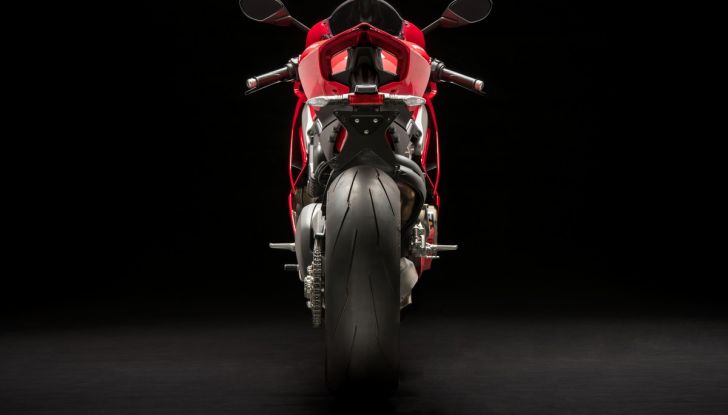 Ducati Panigale V4: tutto quello che c’è da sapere - Foto 38 di 52
