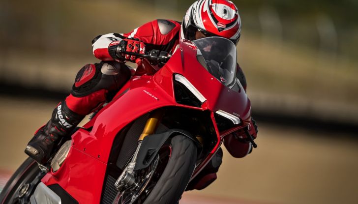 Ducati Panigale V4: tutto quello che c’è da sapere - Foto 5 di 52
