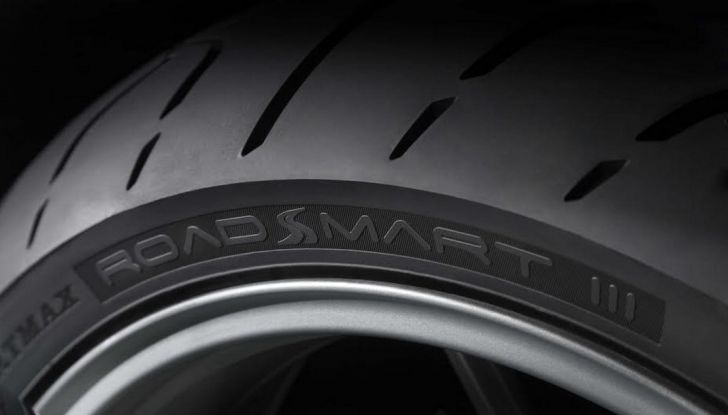 Dunlop RoadSmart III: Pneumatico sport touring tra prestazioni e durata - Foto 3 di 5