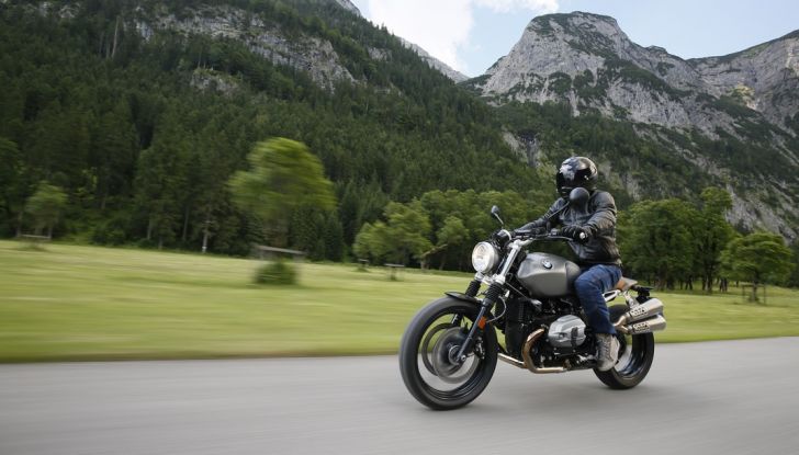 Prova della nuova BMW nineT Scrambler: due ruote selvaggia! - Foto 2 di 22