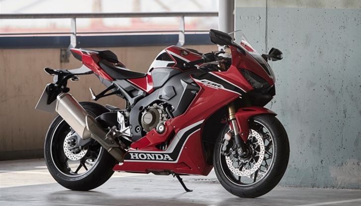 Nuova Honda CBR 1000RR 2017, 25° anniversario Fireblade - Foto 11 di 19