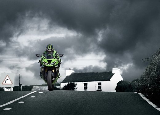 Kawasaki Ninja ZX-6R video ufficiale