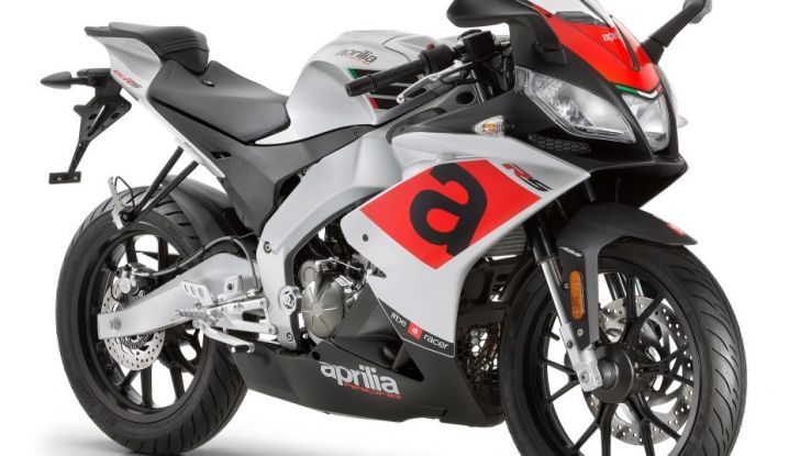 Aprilia RS 125 e Tuono 125 2017 - Foto 1 di 7