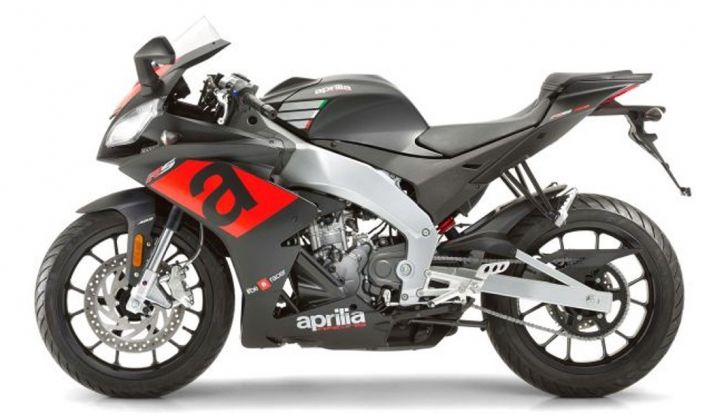 Aprilia RS 125 e Tuono 125 2017 - Foto 4 di 7
