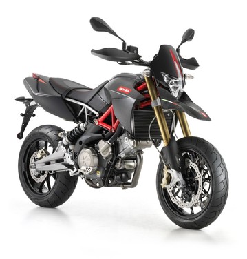 Aprilia Dorsoduro Factory – Test Drive