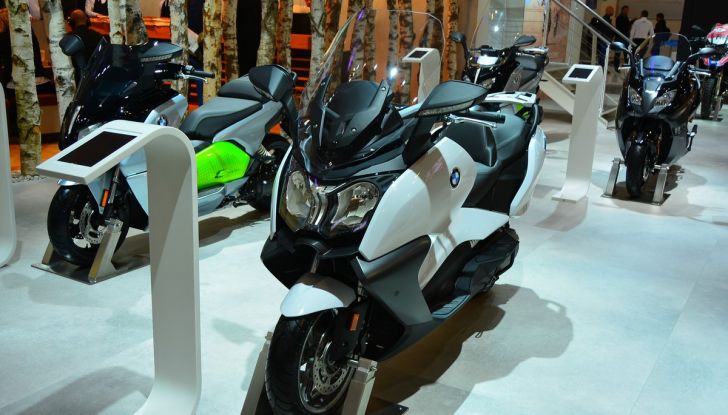 BMW a Eicma con GS310 e C400X - Foto 111 di 112