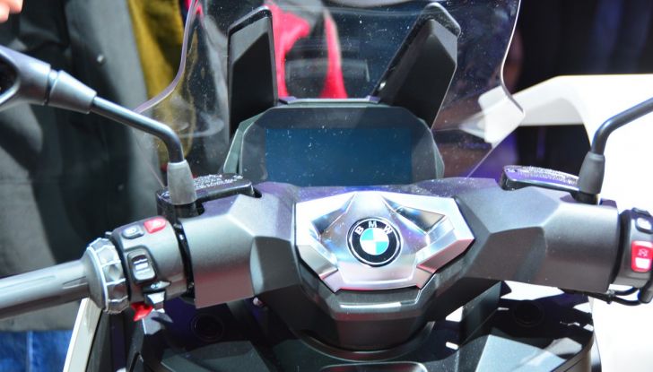 BMW a Eicma con GS310 e C400X - Foto 17 di 112