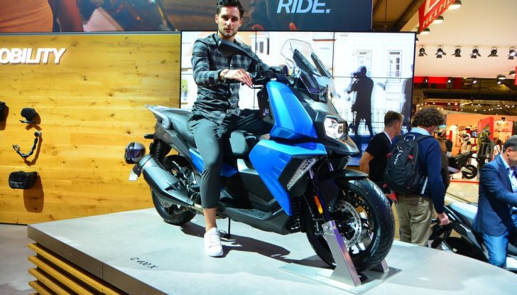 BMW a Eicma con GS310 e C400X - Foto 3 di 112