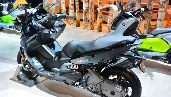 BMW a Eicma con GS310 e C400X - Foto 5 di 112