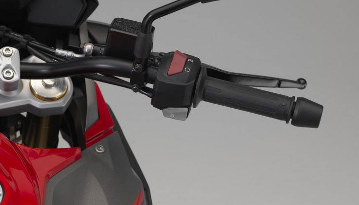 BMW G 310 GS: eredità pesante - Foto 20 di 29