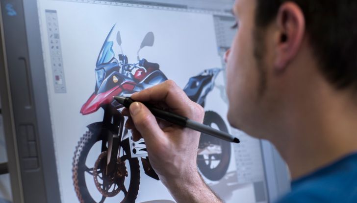 BMW G 310 GS: eredità pesante - Foto 21 di 29