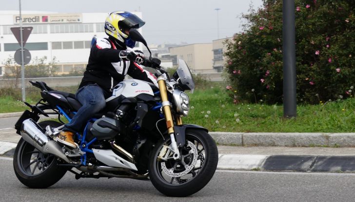BMW R1200R: ogni giorno in sella - Foto 22 di 30