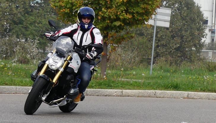 BMW R1200R: ogni giorno in sella - Foto 23 di 30