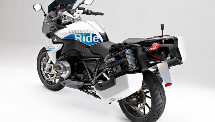 BMW R 1200 RS ConnectedRide: il futuro, ora. - Foto 3 di 7