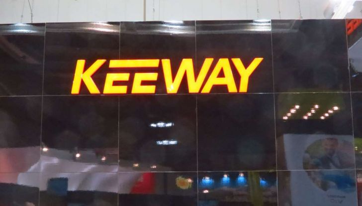 Benelli a Eicma: al via la TRK in attesa del Leoncino - Foto 10 di 33