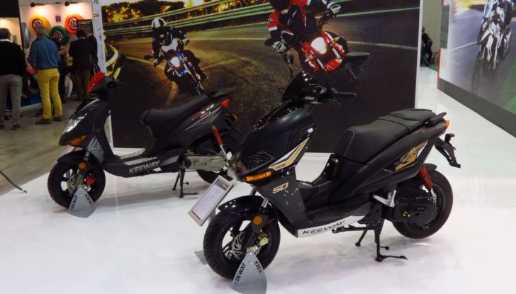 Benelli a Eicma: al via la TRK in attesa del Leoncino - Foto 17 di 33