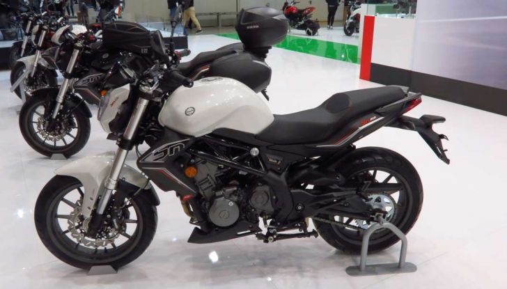 Benelli a Eicma: al via la TRK in attesa del Leoncino - Foto 4 di 33
