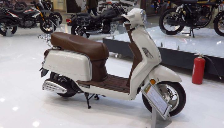 Benelli a Eicma: al via la TRK in attesa del Leoncino - Foto 3 di 33