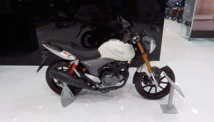 Benelli a Eicma: al via la TRK in attesa del Leoncino - Foto 8 di 33
