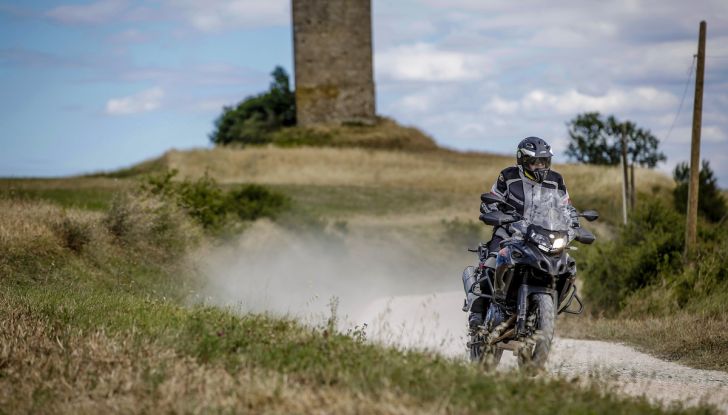 Benelli TRK 502 X: un X di divertimento in più - Foto 14 di 30