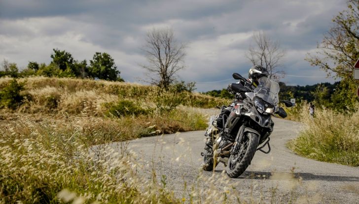 Benelli TRK 502 X: un X di divertimento in più - Foto 17 di 30