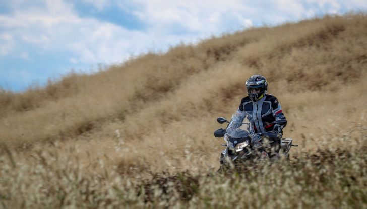 Benelli TRK 502 X: un X di divertimento in più - Foto 22 di 30