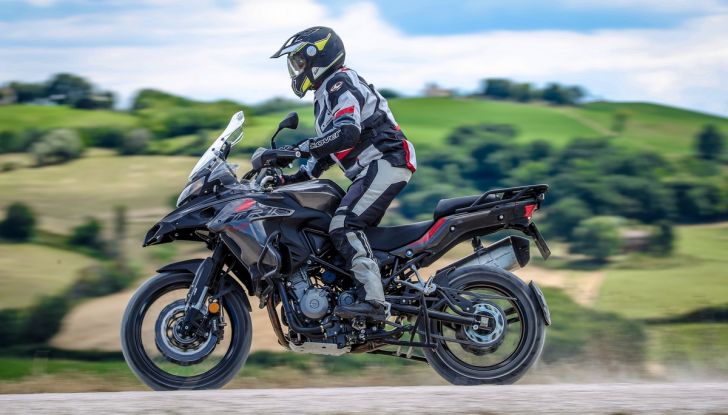 Benelli TRK 502 X: un X di divertimento in più - Foto 24 di 30