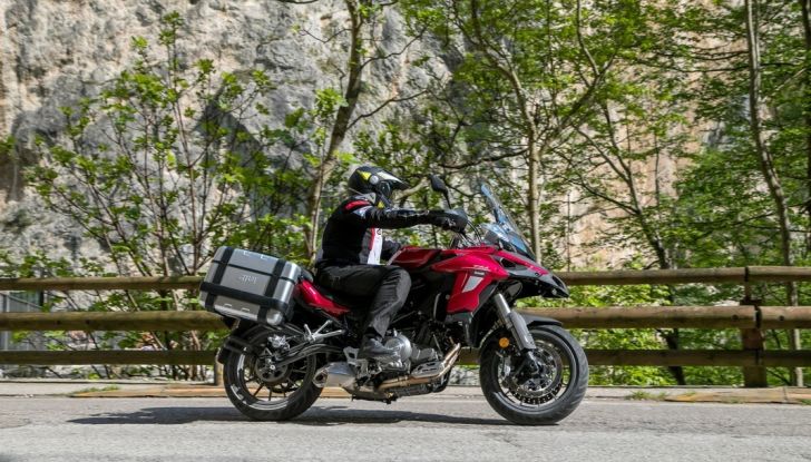 Prova Benelli TRK502: il crossover poca spesa e tanta resa - Foto 5 di 24