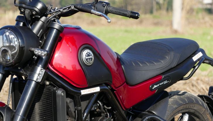 Nuovo Benelli Leoncino: la prova su strada - Foto 35 di 82